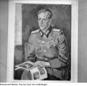 Militärs bei Kunstausstellung