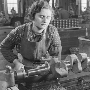 Produktion einer Kurbelwelle bei Borgward
