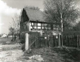 Ottendorf-Okrilla, Lomnitzer Straße 23. Wohnhaus (1701/1800)