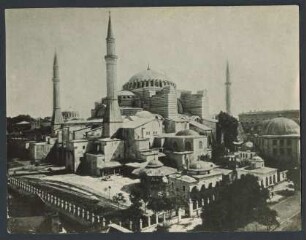 Allgemeiner Blick auf die Aya Sophia Moschee vom Hippodromplatz aus - Konstantinopel