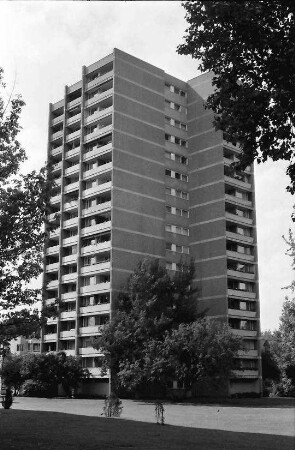 Freiburg; Landwasser: Hochhaus Nordseite