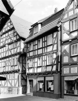 Fachwerkhaus (Fachwerkwohnhaus); Alsfeld, Kaplaneigasse 1