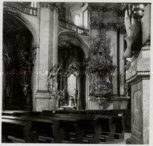 Prag, St.-Niklas-Kirche, Inneres, Blick zur Kanzel