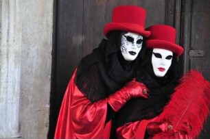 Karneval in Venedig : Aufgenommen am Karnevaldienstag, dem 21. Februar 2012, am Markusplatz in Venedig