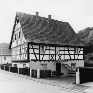 Heppenheim, Ortsstraße 57