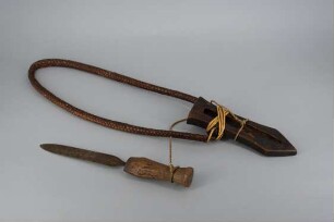 Messer mit Holzscheide