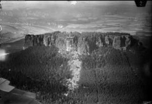 Hohenstein-Lilienstein (im Elbsandsteingebirge)