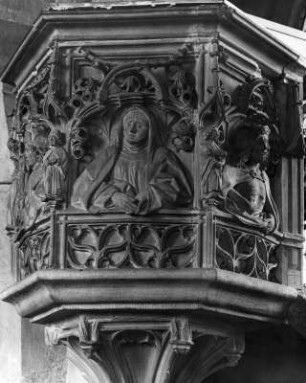 Kanzel : Kanzel. Stein, gefasst (um 1510; L. Lechler). Schmerzensmutter. Ruppertsberg, Pfarrkirche Sankt Martin