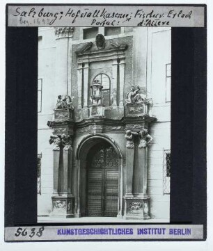 Salzburg, Hofmarstallkaserne, später Großes Festspielhaus : Portal