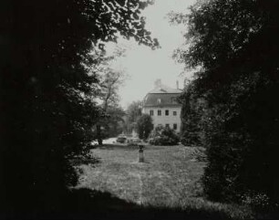 Schloßpark Branitz : Schloß (Seitenansicht) und Schloßpark Branitz