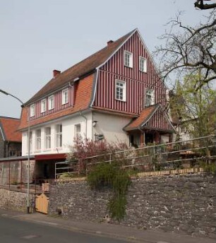 Ehemalige Schule; Hungen, Lerchenweg 6
