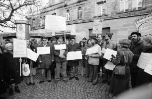 Freiburg: Demonstration, Bürgerinitiative gegen Atomkraftwerkgesetz