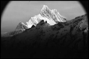 Beatenberg: Teleblicke auf die Berge Schreckhorn vom Beatenberg