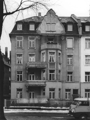 Mietshaus; Frankfurt, Günthersburgallee 70