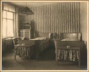 Haus Ury, Berlin-Nikolassee Inneneinrichtung: Schlafzimmer für Gäste