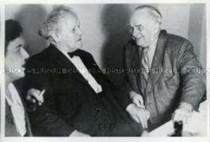 Wilhelm Pieck und Gerhart Hauptmann