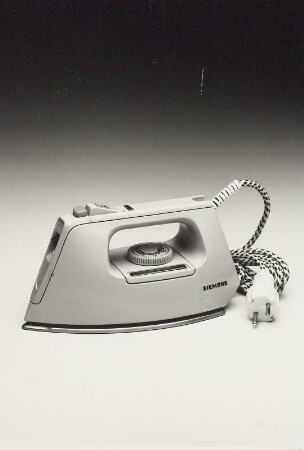 Siemens „Automatic Dampfbügeleisen TB 7400“