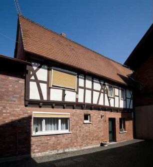 Heuchelheim, Hauptstraße 21