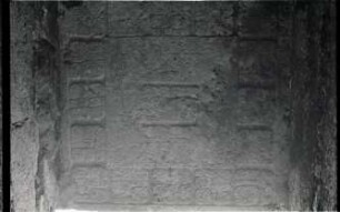 Chichen Itza, Las Monjas, Lintel 2 (CHN: Lnt. 2, Str. 4C1)