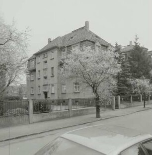 Dresden-Großzschachwitz, Schweizstraße 7. Wohnhaus (um 1925)