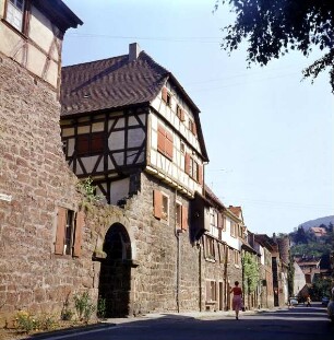 Wehrmauer