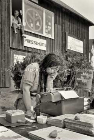 Ziviler Widerstand. Mutlangen 1983-1987: Protest gegen die atomare Mittelstreckenrakete Pershing II - Pressehütte