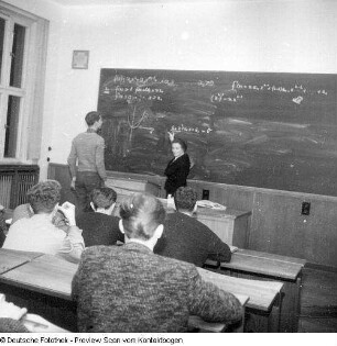 Frau Professor Hasse, Technische Universität Dresden