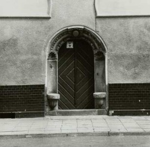 Peitz. Markt 4 : Peitz. Markt 4. Wohnhaus mit Laden (ab 1611). Straßenfront