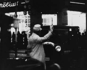 Szene aus dem Dokumentarfilm "Elbestadt bei Nacht"
