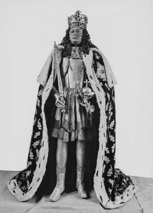 Figur Augusts des Starken im polnischen Krönungsornat von 1697
