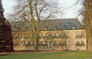Schloß Reinbek: Hauptflügel: Gartenseite