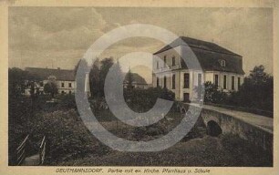 Evangelische Kirche, Pfarrhaus uns Schule in Deutmannsdorf