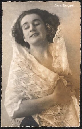 Porträt Irma Tervani : Porträt Irma Tervani (1887-1936; Sängerin). Fotografie (Weltpostkarte) von Malda Schönberg. Dresden, 1910/1914