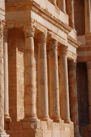 Teilansicht des römischen Theaters von Sabrata, 146 - 211 n. Chr. während der Regierungszeit von Septimus Severus errichtet, heute unter Schutz der UNESCO, Weltkulturerbe