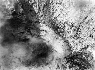 Schlammvulkan : Kleiner aktiver Schlammvulkan nahe des Yellowstone-Sees.
