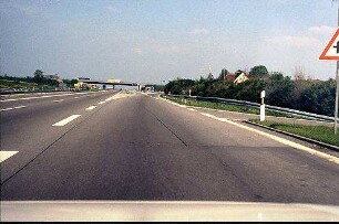 Einfahrt in Nebenfahrbahn Süd