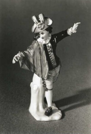 Der Tänzer (nach Watteau) : Johann Joachim Kändler (1706-1775). Der Tänzer (nach Watteau). Porzellan, Höhe 18,8 cm. Meißen, 1736