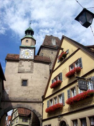 Rothenburg ob der Tauber: Röderbogen und Markusturm