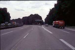 Fahrbahn Ost (Basel Richtung Heidelberg): Abzweig Tangente Südost (Basel Richtung Stuttgart)