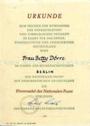 Urkunde zur Ehrennadel der Nationalen Front