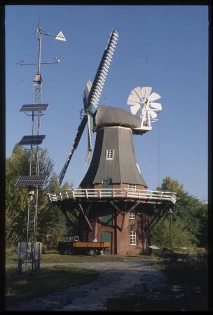 Holländermühle und Solaranlage