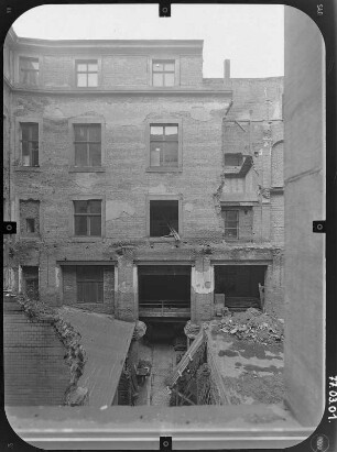Dresden-Altstadt, Augustusstraße 2. Ständehaus (1901-1907; P. Wallot). Innenhof