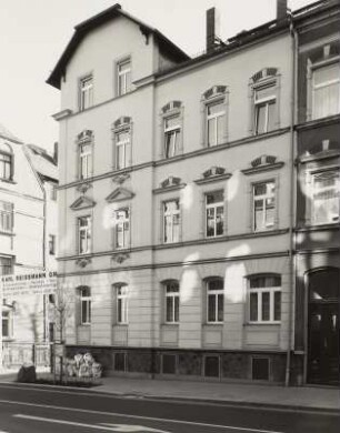 Mittweida, Wohnhaus : Mittweida, Wohnhaus, Bahnhofstraße 21, um 1895, Straßenansicht