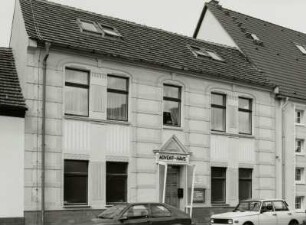 Gemeindehaus der Siebenten-Tags-Adventisten (Advent-Haus),