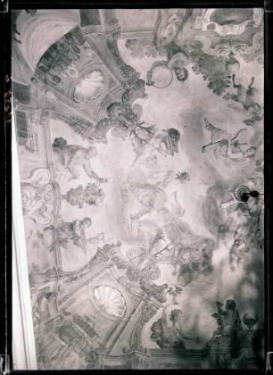 Schloß, Altes Corp des Logis; Deckenbild vor der Restaurierung