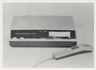 Diktiergerät "707" der Telefunken AG
