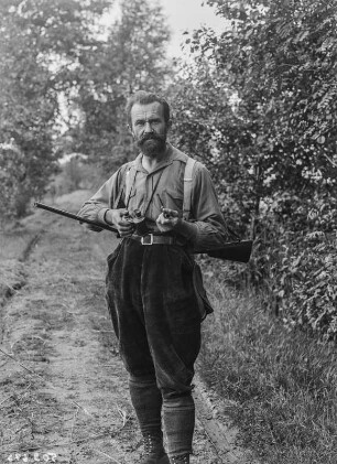 Rudolf Zimmermann : Portrait von Rudolf Zimmermann bei der Jagd in Königswartha.
