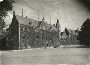 Kloster, Riesa