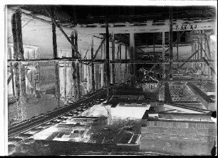 Staustufe Viereth. Generatormauer im Krafthaus.