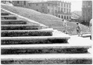 Treppen in einer südlichen Stadt